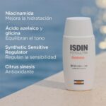 ISDIN FotoUltra Redness SPF50 50mL - Imagen 4