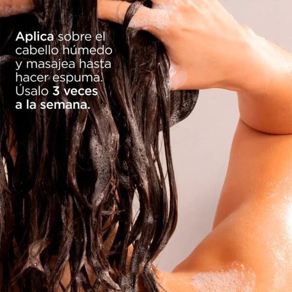 ISDIN Shampoo Nutradeica Caspa Grasa 200ml