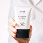 Isdinceutics Glicoisdin 15 Facial Gel 50g - Imagen 3
